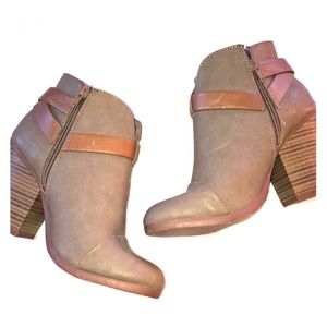 SODA distressed ankle booties